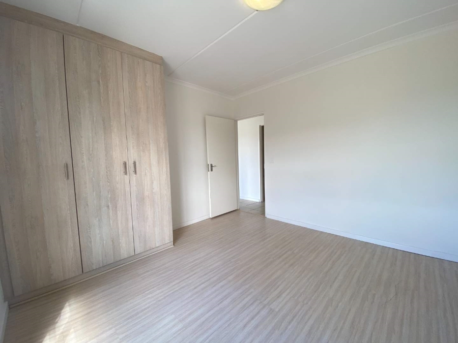 2 Bedroom Property for Sale in Muizenberg Western Cape